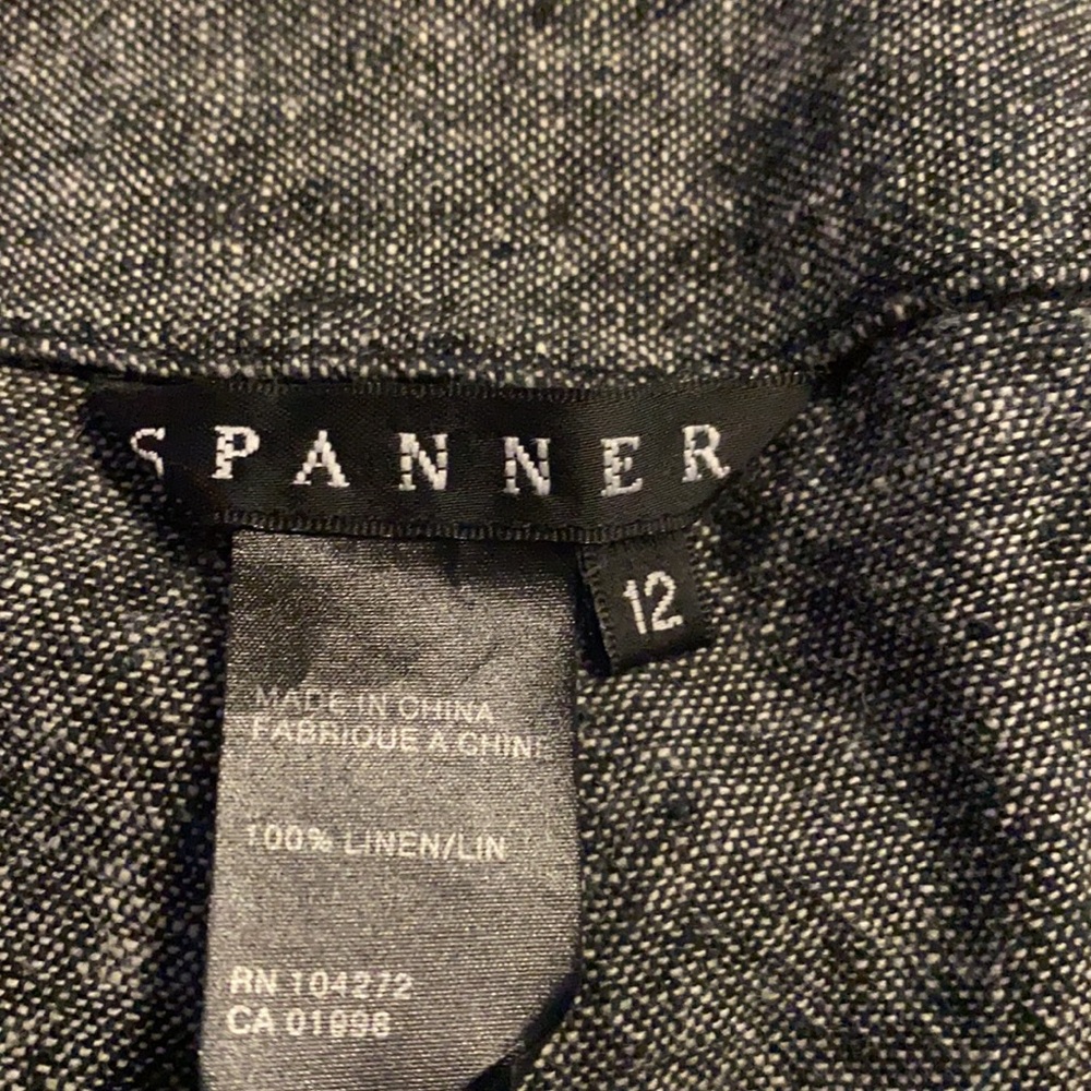 - Spanner - size 12 - 100% linen capris black & white - Picture 8 of 8